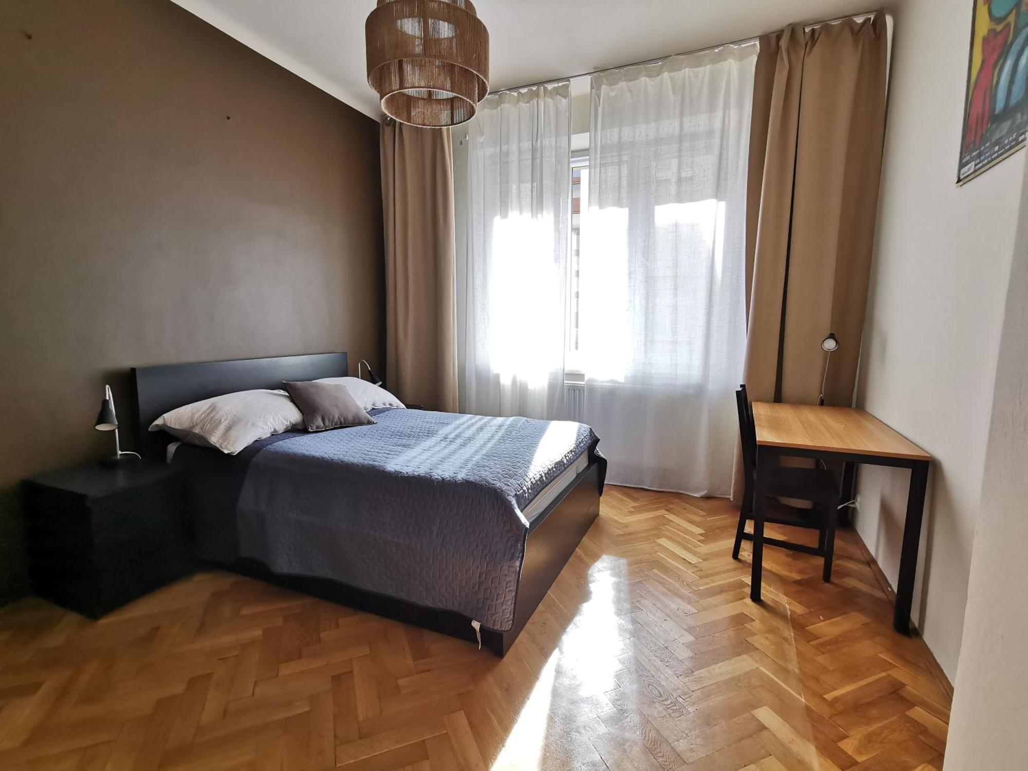 Cozy Spacious Apartment With Balcony Красков Екстериор снимка