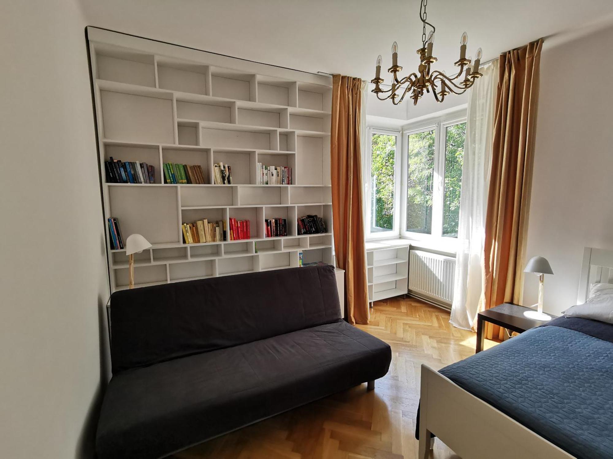 Cozy Spacious Apartment With Balcony Красков Екстериор снимка